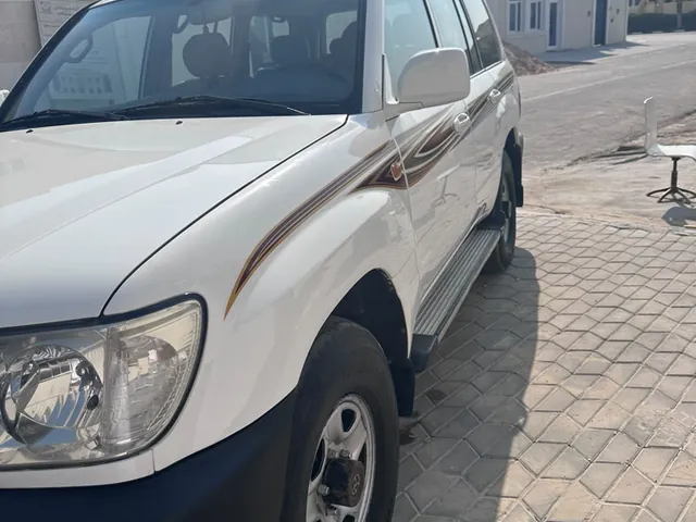 Photo of 2006 Toyota Land Cruiser GX