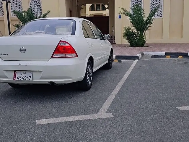 Photo of 2011 Nissan Sunny