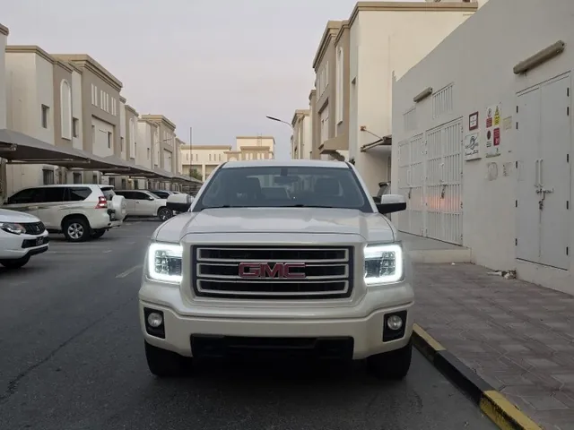 صورة 2015 جي إم سي سييرا 1500 SLE