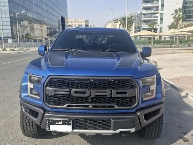 صورة 2020 فورد F-150 رابتور