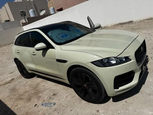 Photo of 2017 Jaguar F-Pace Supercharged