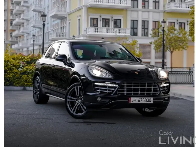 Photo of 2011 Porsche Cayenne Turbo