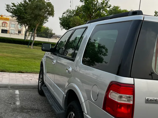 Photo of 2012 Ford Expedition XLT