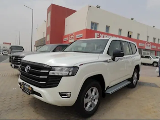 Photo of 2024 Toyota Land Cruiser GXR