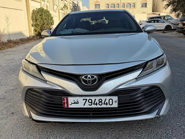 صورة 2019 تويوتا كامري GL