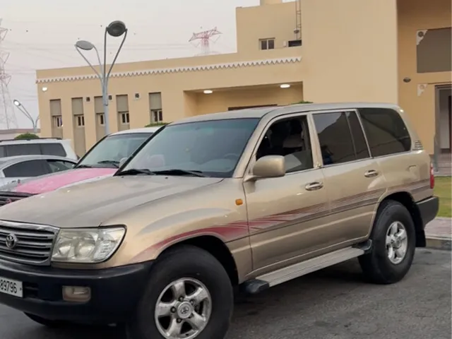 Photo of 2003 Toyota Land Cruiser GX