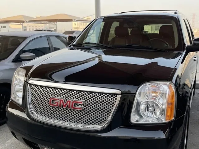 صورة 2008 جي إم سي يوكون SLE