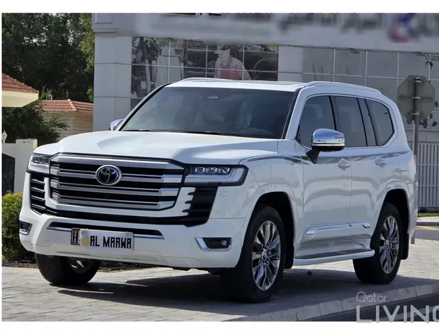صورة 2025 تويوتا لاند كروزر VXR