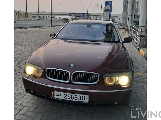 صورة 2005 بي إم دبليو الفئة السابعة 730Li