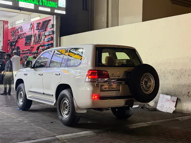 Photo of 2020 Toyota Land Cruiser GXR