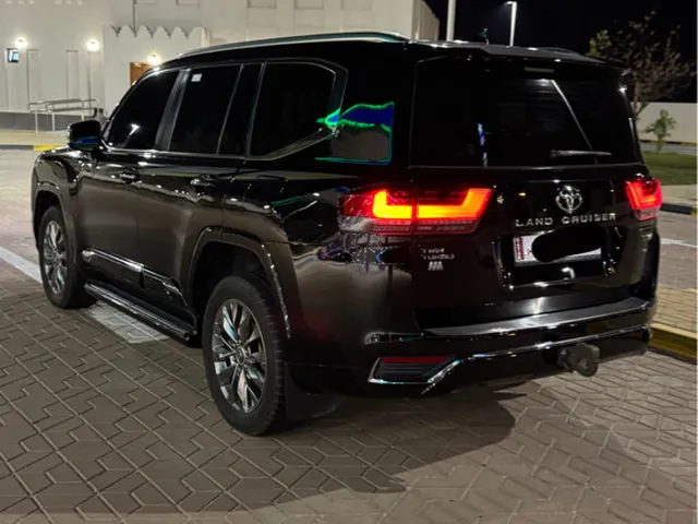 Photo of 2023 Toyota Land Cruiser VXR