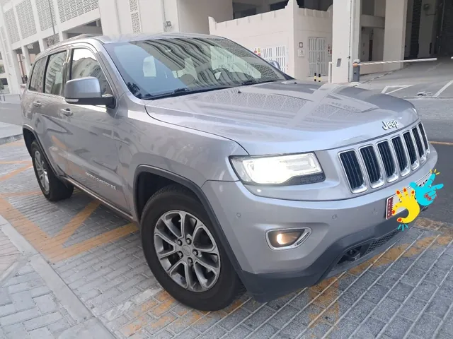 Photo of 2015 Jeep Grand Cherokee SRT