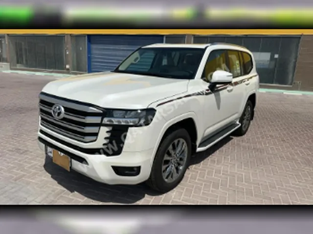 Photo of 2025 Toyota Land Cruiser GXR