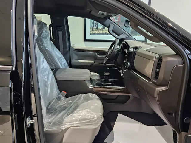 Photo of 2024 GMC Sierra 1500