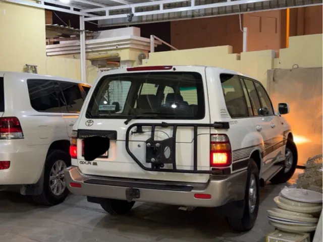 Photo of 2002 Toyota Land Cruiser GXR