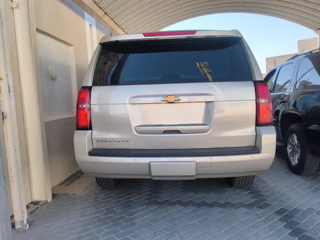 Photo of 2017 Chevrolet Suburban LT
