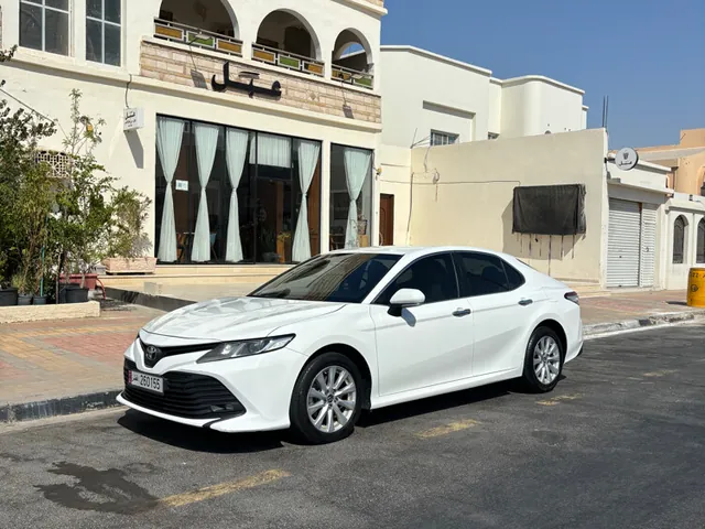 صورة 2019 تويوتا كامري GLE
