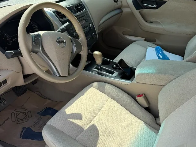 Photo of 2013 Nissan Altima 2.5 SV