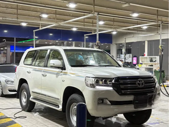 Photo of 2016 Toyota Land Cruiser VXR