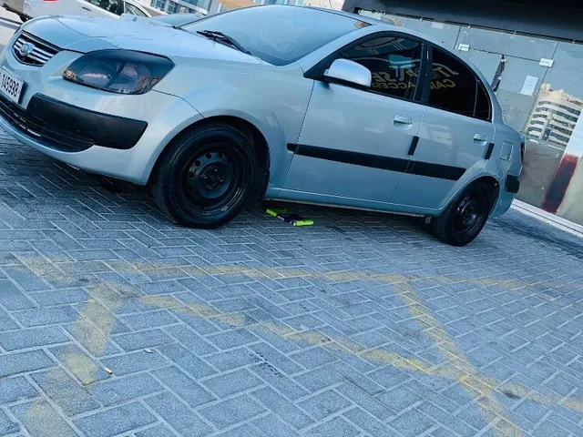 صورة 2007 كيا ريو