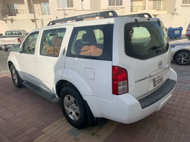 Photo of 2009 Nissan Pathfinder SE