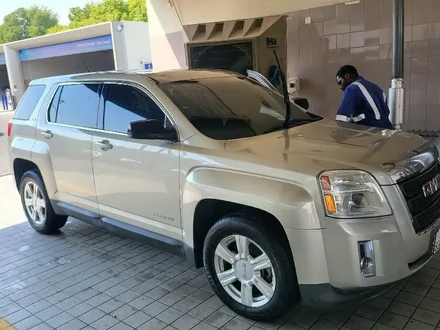 صورة 2015 جي إم سي تيرين