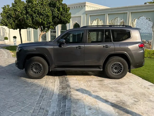 Photo of 2024 Toyota Land Cruiser GXR