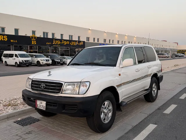 Photo of 2001 Toyota Land Cruiser GX