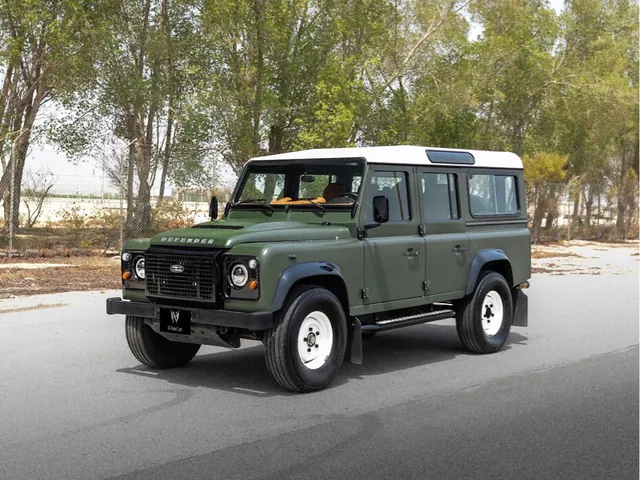 Photo of 2013 Land Rover Defender 110
