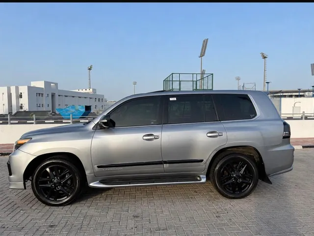 Photo of 2011 Lexus LX 570 S
