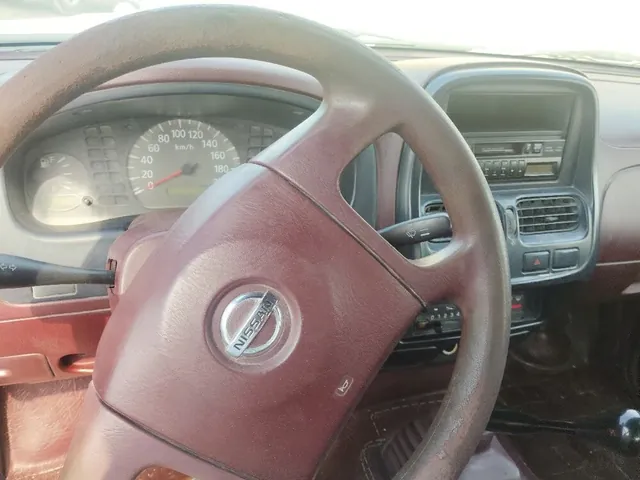 صورة 2011 نيسان بيك أب
