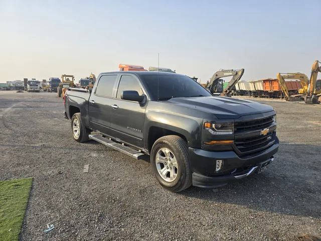 صورة 2018 شيفروليه سيلفرادو LTZ