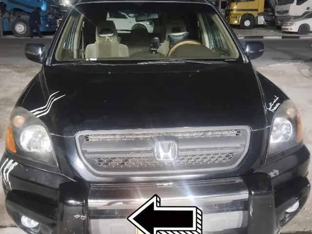 Photo of 2004 Honda Pilot