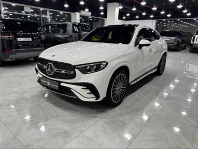 Photo of 2024 Mercedes-Benz GLC 200