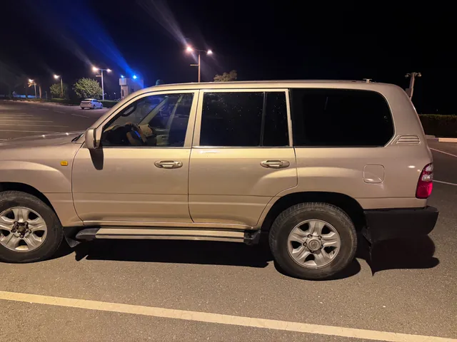 Photo of 2003 Toyota Land Cruiser GX