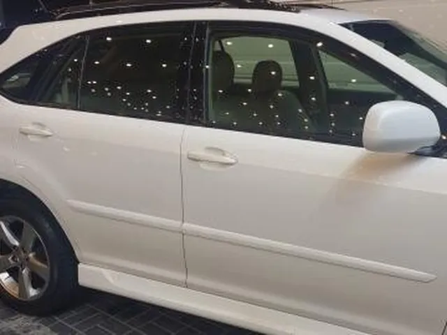 صورة 2006 لكزس آر إكس 350