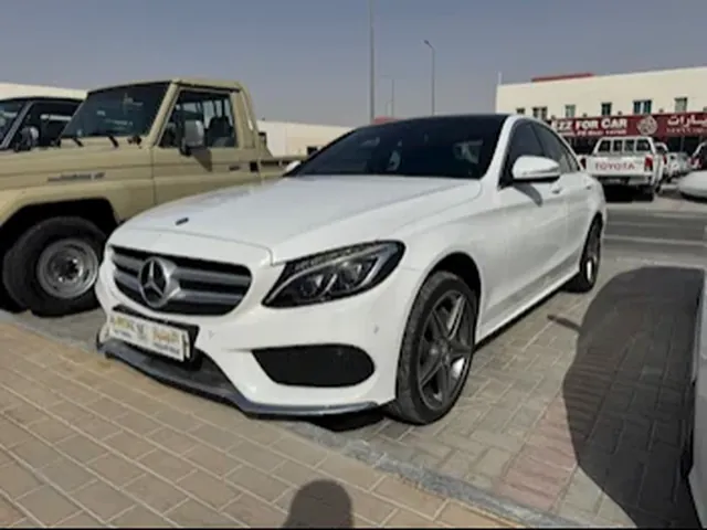 صورة 2016 مرسيدس-بنز C 200