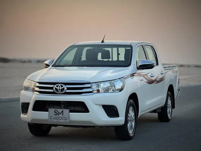 Photo of 2022 Toyota Hilux SR5
