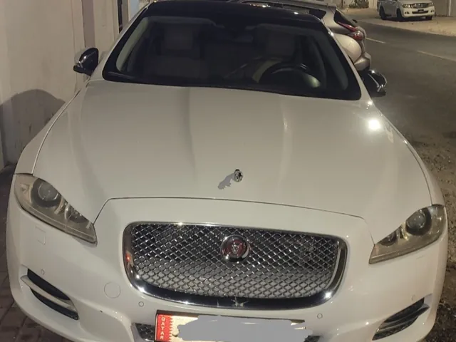 صورة 2010 جاكوار XJ L بريميوم لاكجري