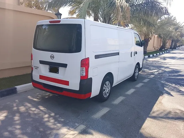 Photo of 2015 Nissan Urvan NV350