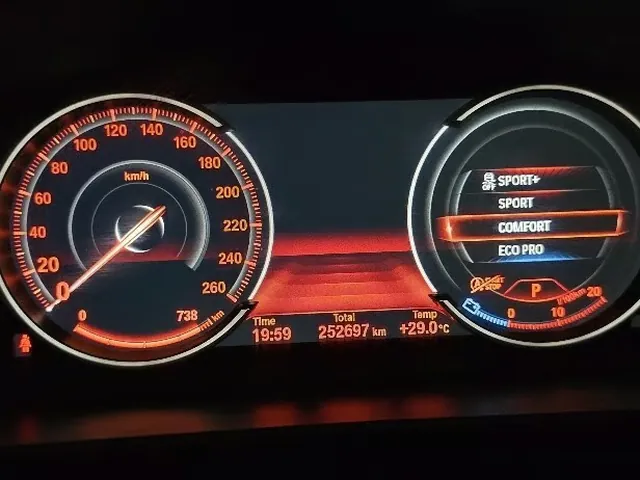 Photo of 2014 BMW 5-Series 528i