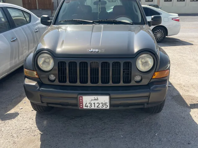 Photo of 2005 Jeep Cherokee Limited