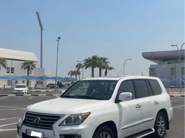 Photo of 2015 Lexus LX 570