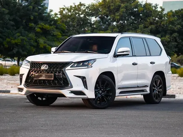 Photo of 2019 Lexus LX 570 Black Edition