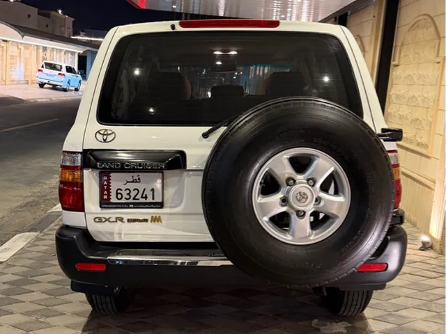Photo of 2002 Toyota Land Cruiser GXR Limited