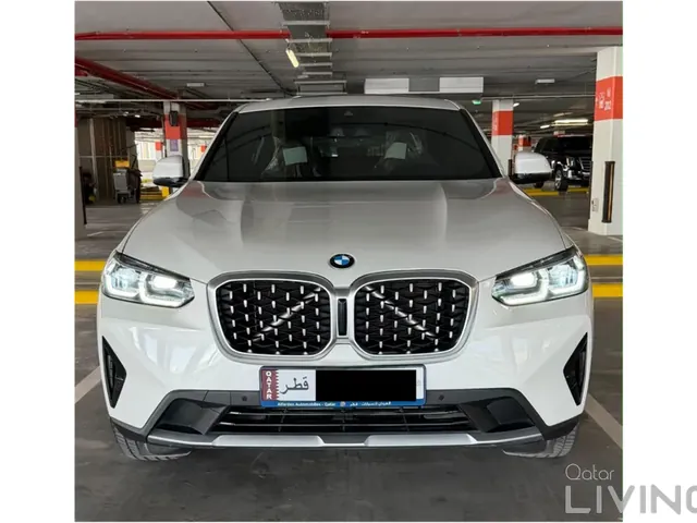 Photo of 2025 BMW X4