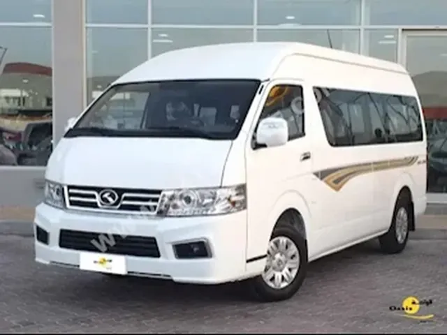 صورة 2025 كينج لونج كينغوين