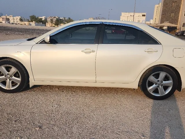صورة 2011 تويوتا كامري تُورينغ