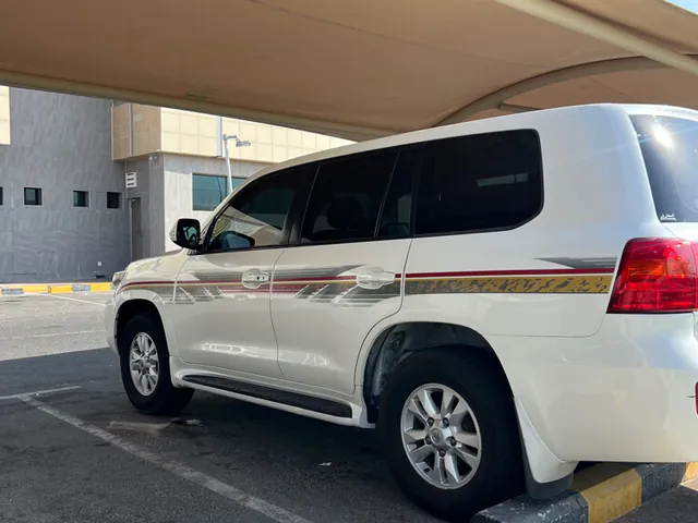 Photo of 2012 Toyota Land Cruiser GX
