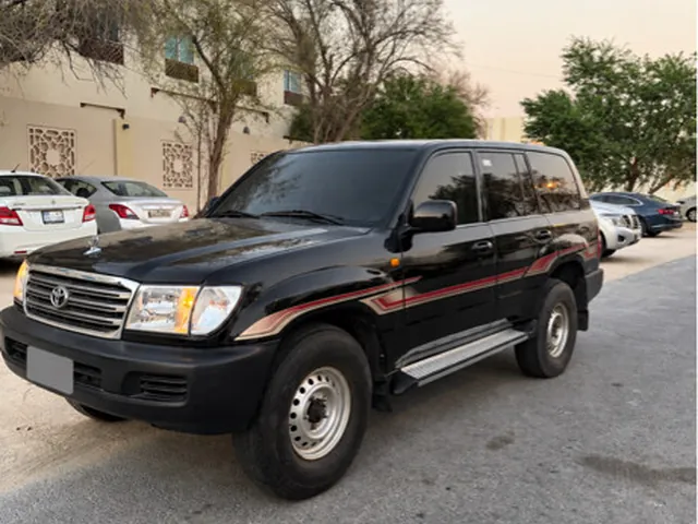 Photo of 2005 Toyota Land Cruiser GX